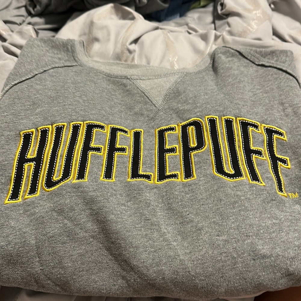 harry potter hufflepuff crewneck